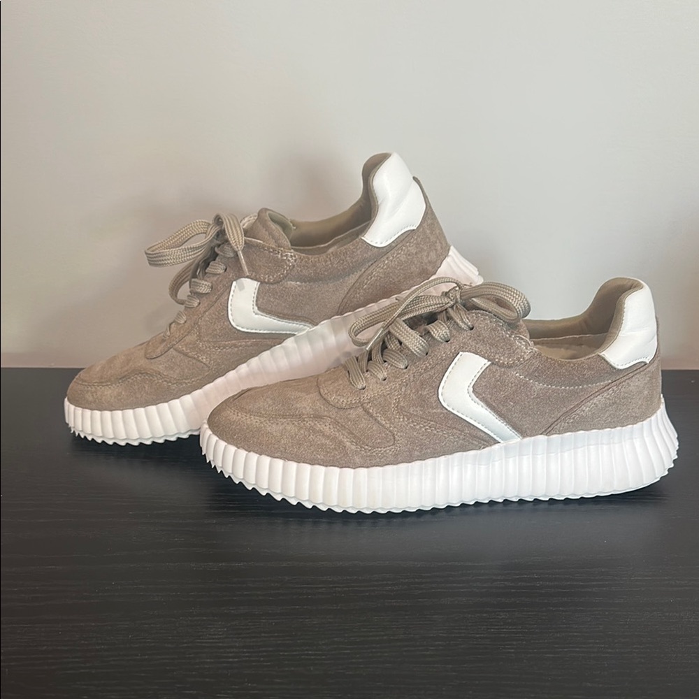 Steve Madden Tan and White Sneakers with Suede Finish